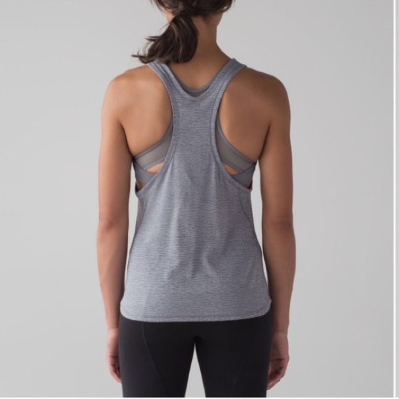 LULULEMON GLIDE AND STRIDE TANK 8 - Picture 3 of 12